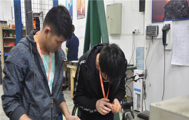 教學(xué)現(xiàn)場 教學(xué)現(xiàn)場