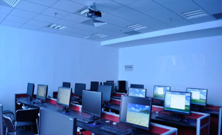 寧波舜龍模具培訓(xùn)中心 寧波舜龍模具培訓(xùn)中心