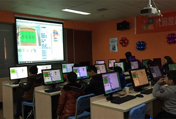 授課現(xiàn)場 授課現(xiàn)場