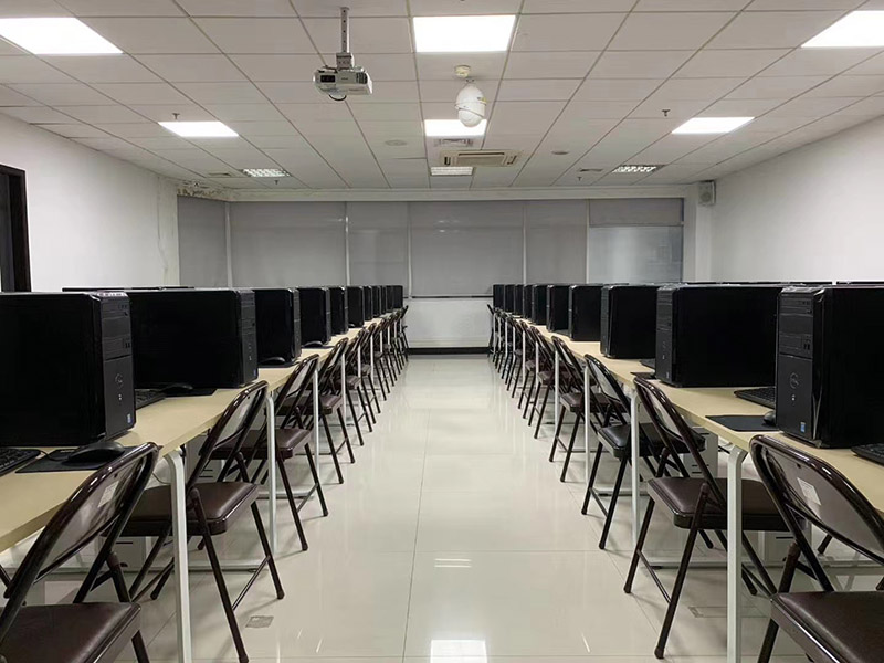 電腦教室 電腦教室