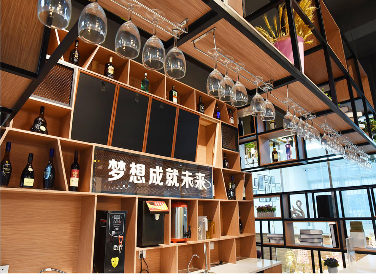 學(xué)校環(huán)境