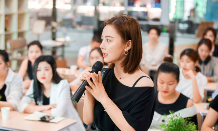 上課現(xiàn)場(chǎng) 上課現(xiàn)場(chǎng)