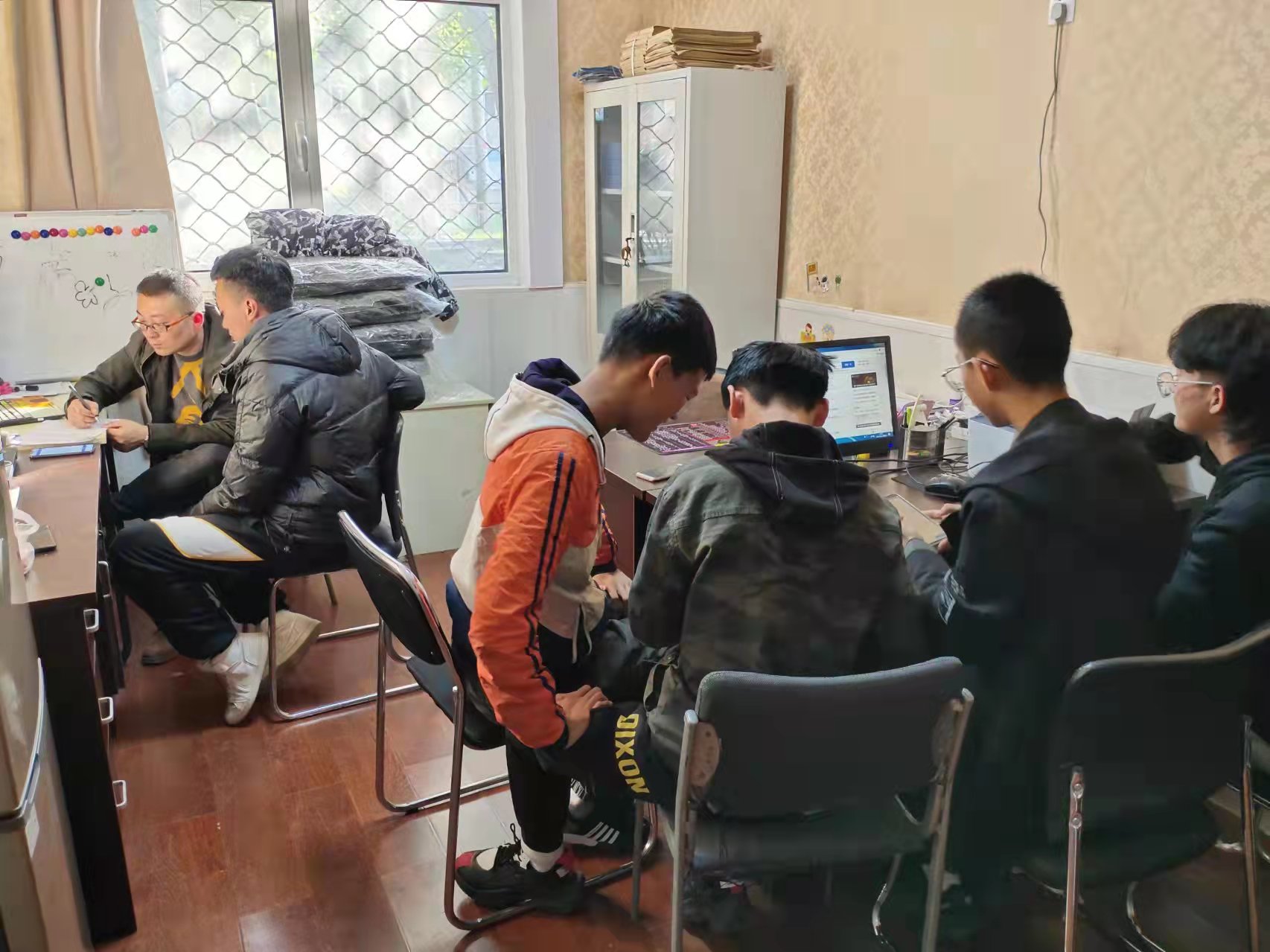 上課現(xiàn)場(chǎng)