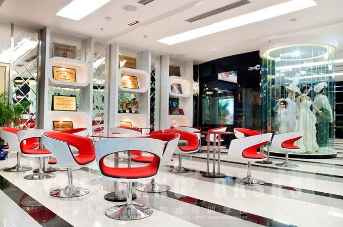 學校環(huán)境 學校環(huán)境