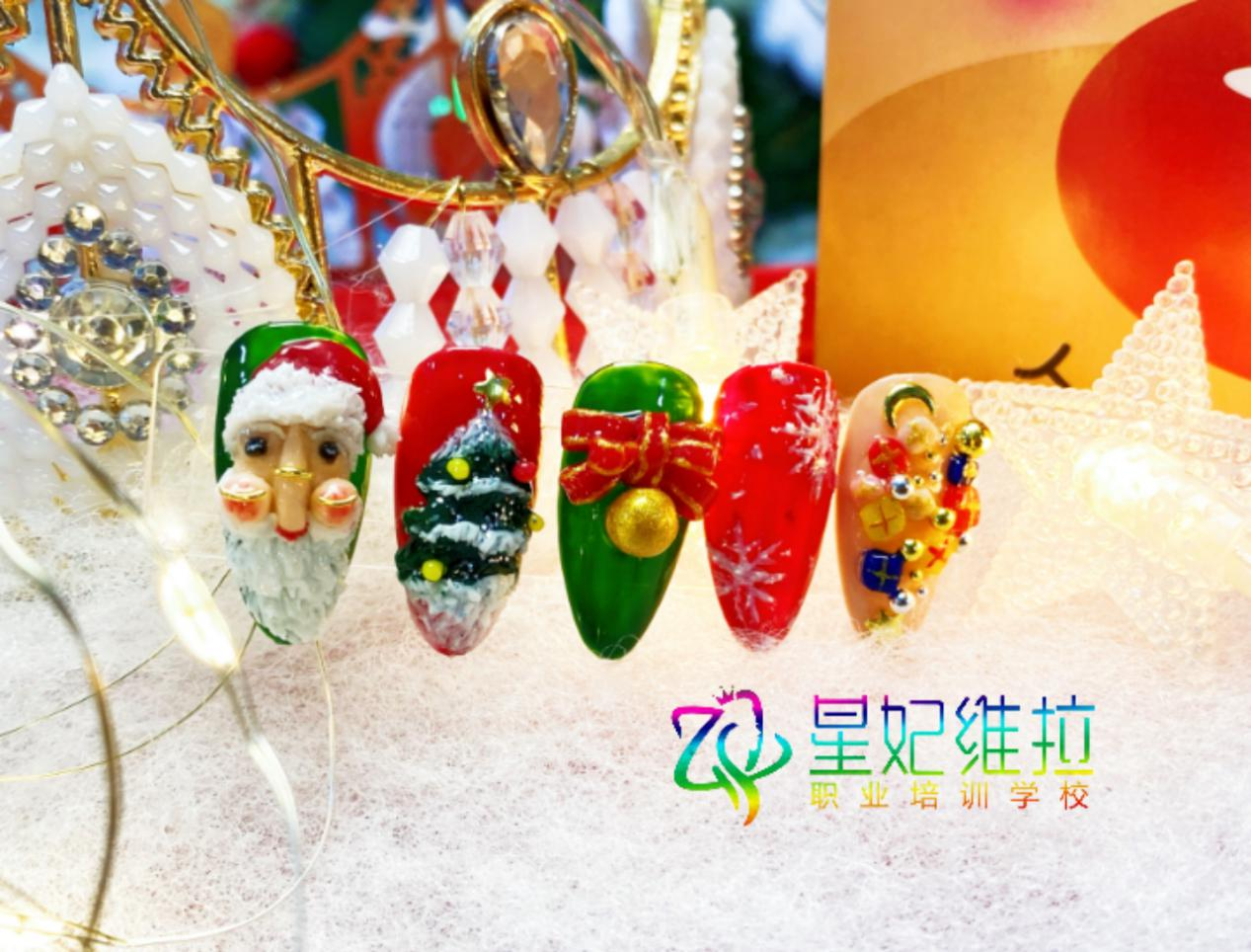 圣诞主题美甲作品 圣诞主题美甲作品