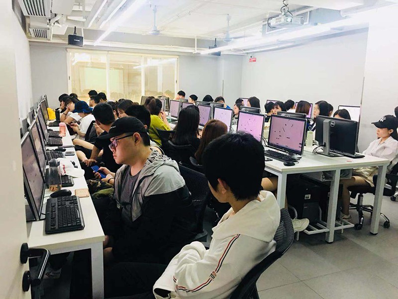 學(xué)員上課風(fēng)采 學(xué)員上課風(fēng)采