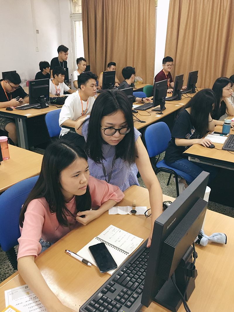 教學(xué)現(xiàn)場(chǎng)