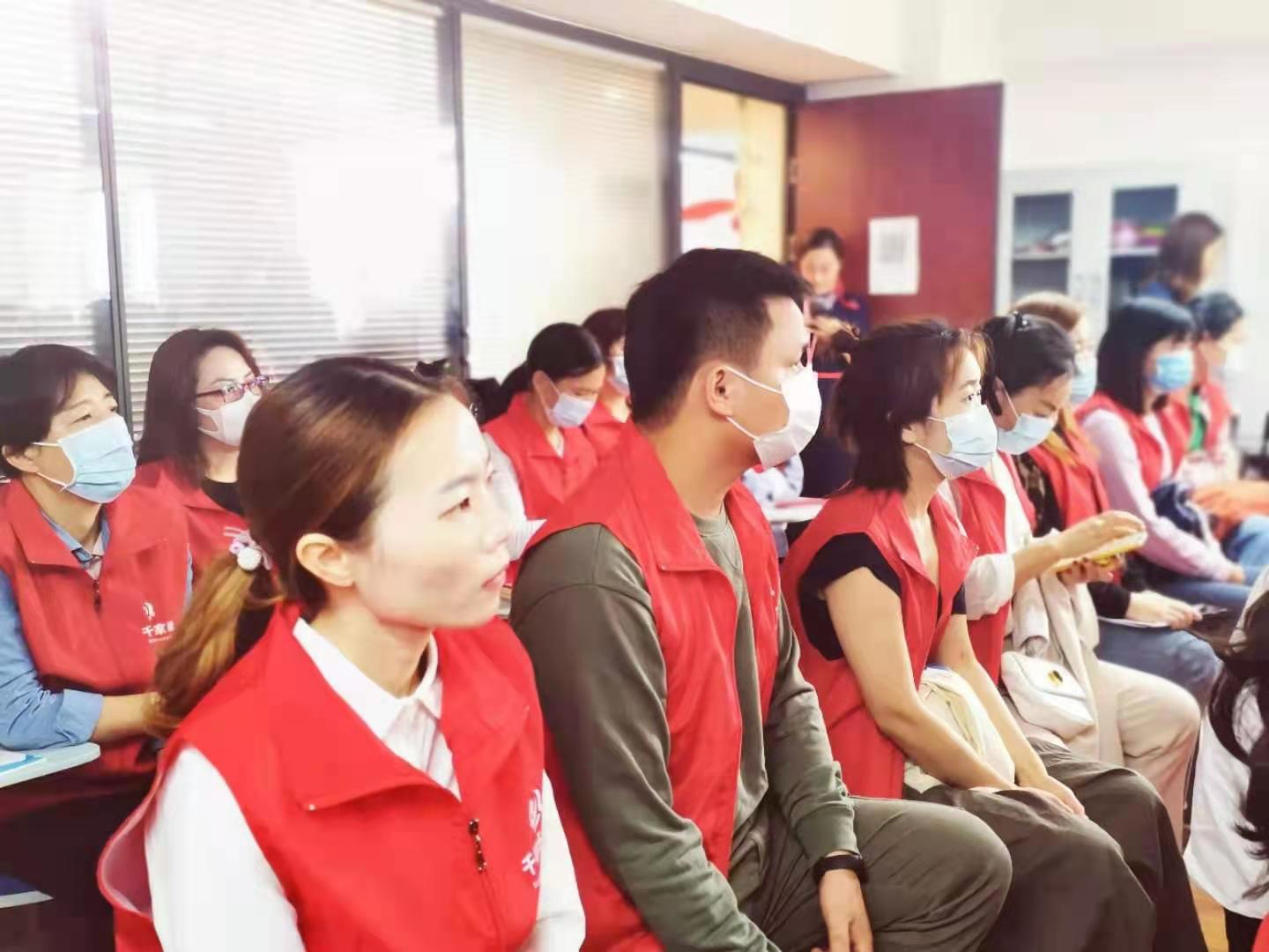 授課現(xiàn)場(chǎng) 授課現(xiàn)場(chǎng)