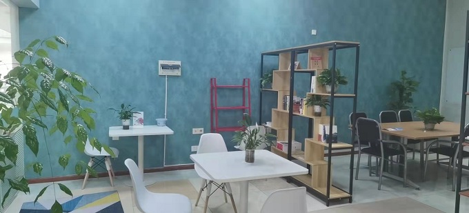 优美环境 舒心教学