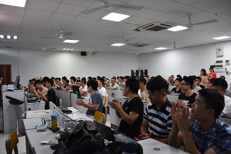 課堂現(xiàn)場 課堂現(xiàn)場