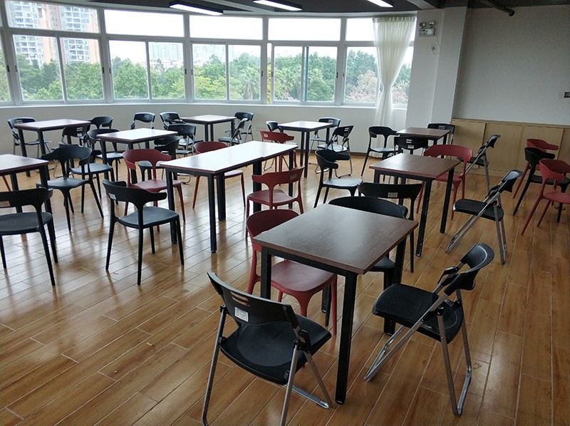教室環(huán)境 教室環(huán)境