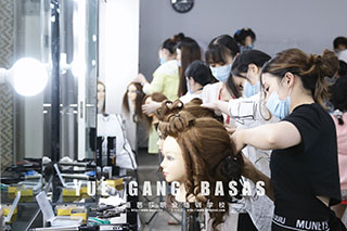 重慶粵港芭莎培訓(xùn)學(xué)費(fèi)需要多少錢？附收費(fèi)標(biāo)準(zhǔn)！