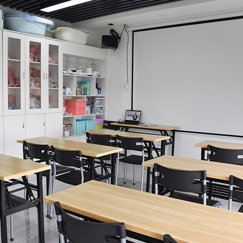 課室