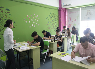 授課現(xiàn)場(chǎng) 授課現(xiàn)場(chǎng)