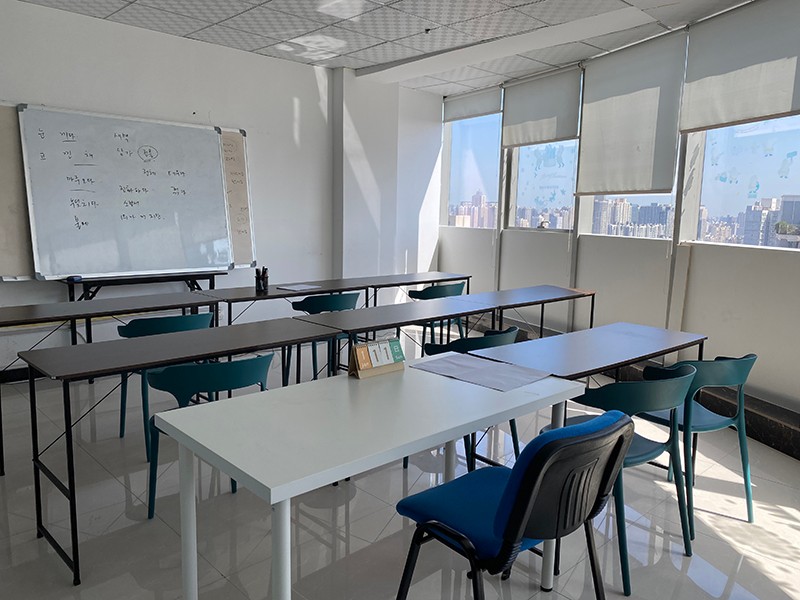 教室環(huán)境 教室環(huán)境