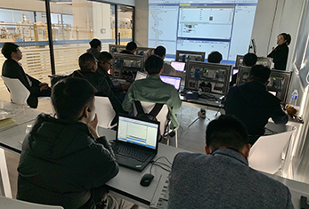 上课情景 上课情景