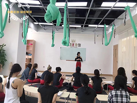 成都玛雅瑜伽教学靠不靠谱？附教学现场照片！