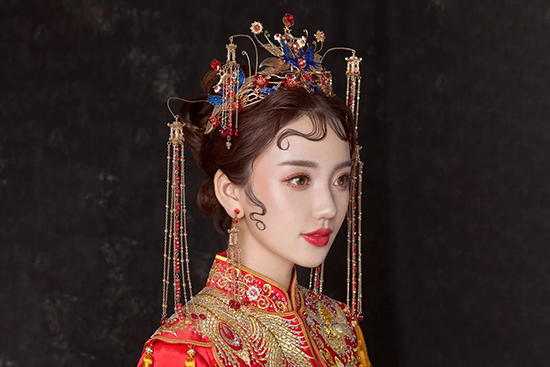 中式新娘妆 中式新娘妆