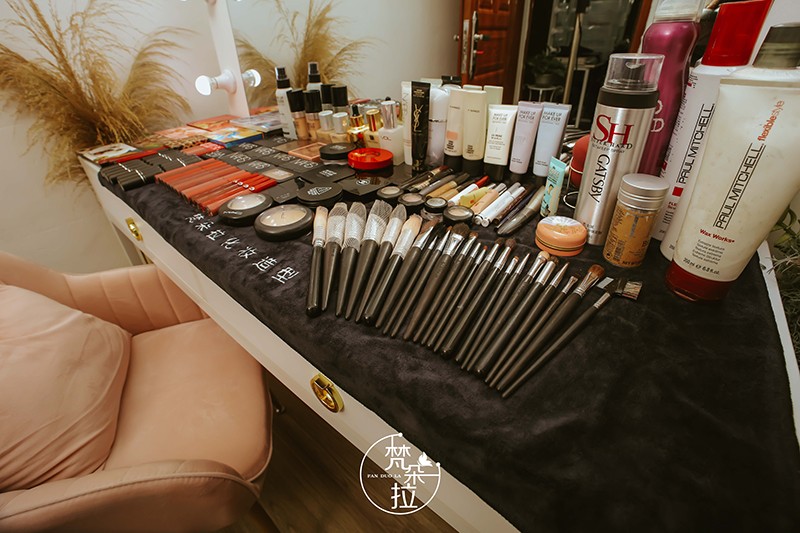 教學(xué)設(shè)備 教學(xué)設(shè)備