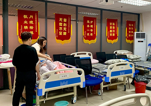 實(shí)操課室 實(shí)操課室