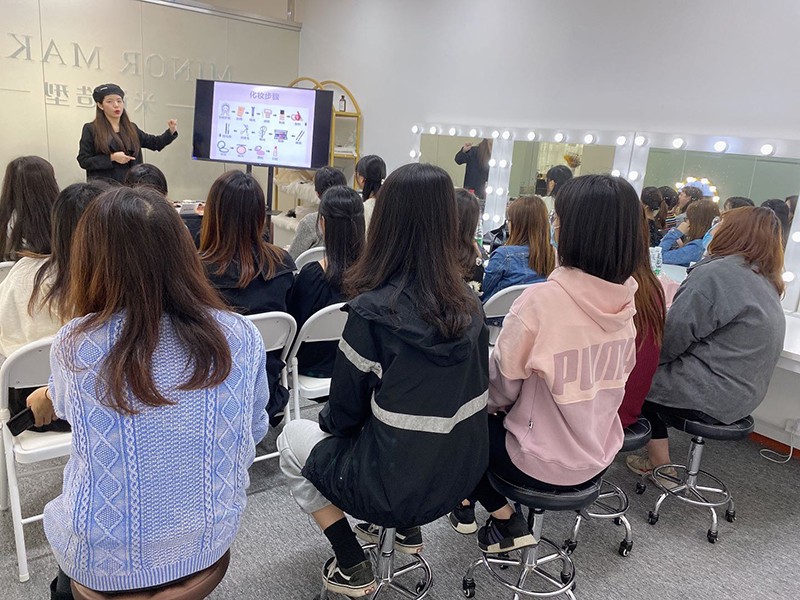 上課現(xiàn)場 上課現(xiàn)場