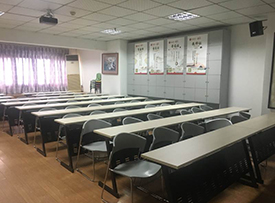 课室