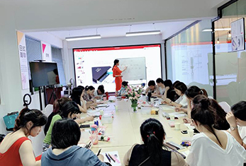 上课情景 上课情景