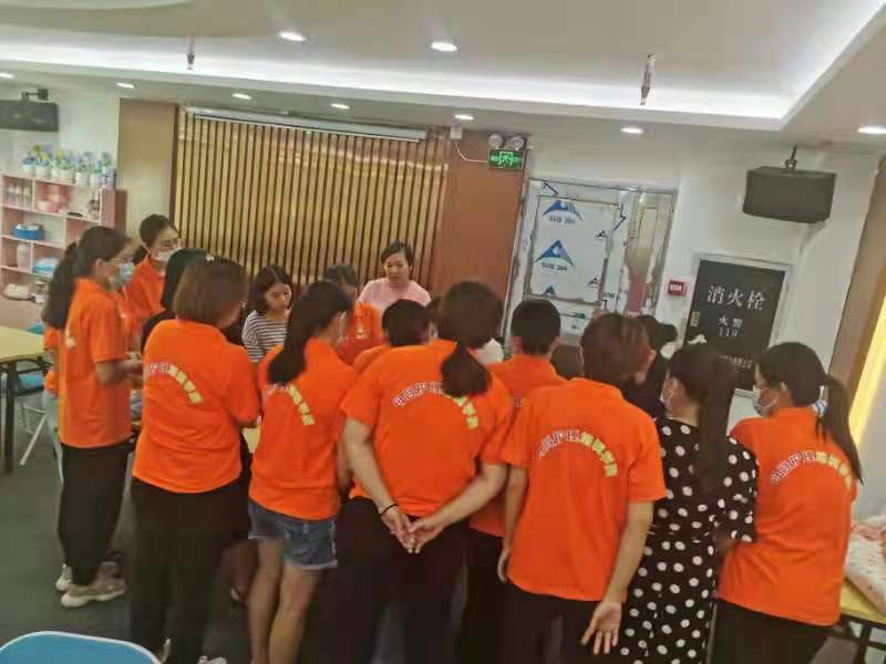 授課情景 授課情景