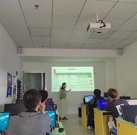 上课情景 上课情景