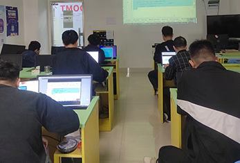 授课现场 授课现场