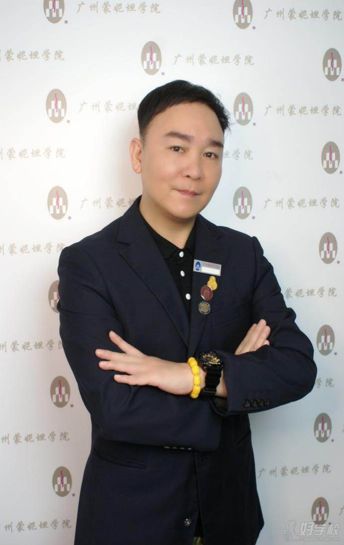 梁文強(qiáng) 梁文強(qiáng)