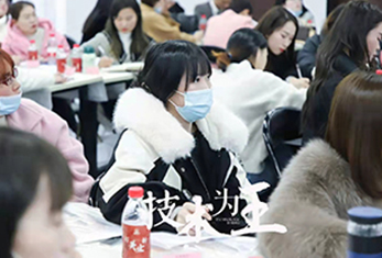 上课情景 上课情景