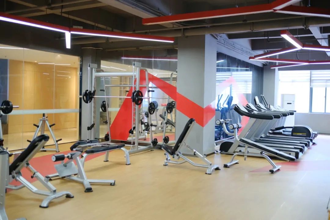健身房