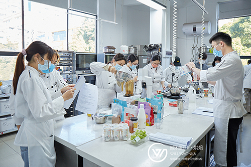 授課現(xiàn)場(chǎng) 授課現(xiàn)場(chǎng)