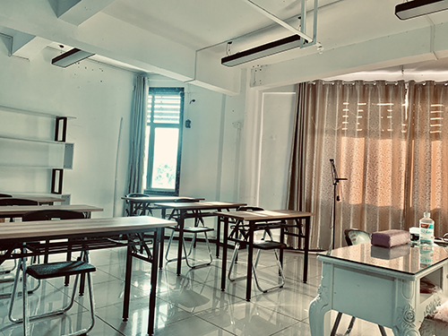 課室環(huán)境 課室環(huán)境