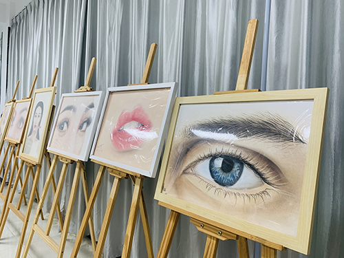 作品展示區(qū)