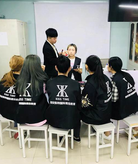 化妆培训