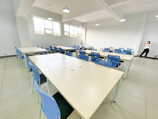 教室環(huán)境 教室環(huán)境