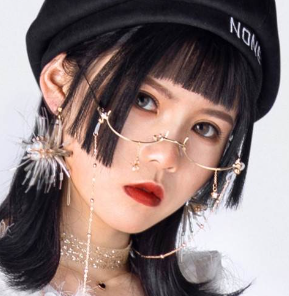 张敏 张敏