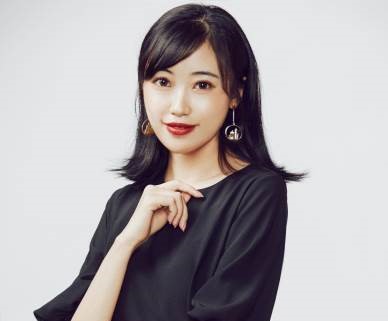 张倩 张倩