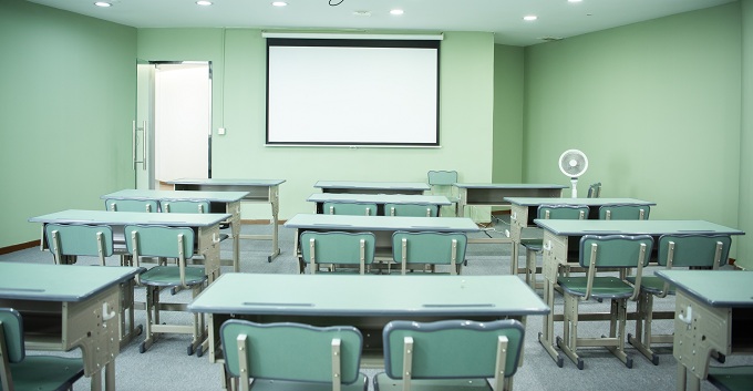 课室