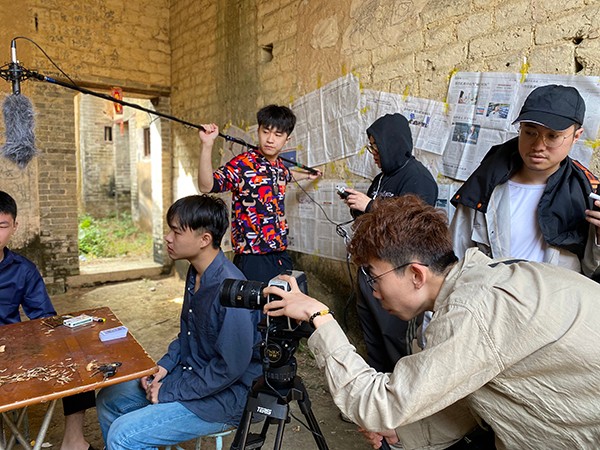学生拍摄花絮