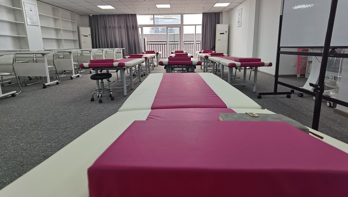 學(xué)校環(huán)境 學(xué)校環(huán)境