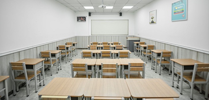 課室