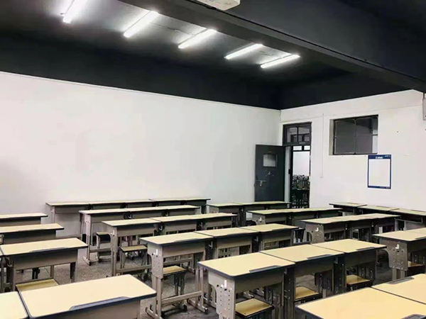 课室