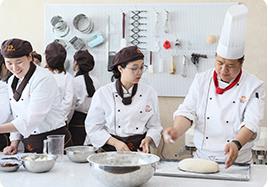 西安歐米奇教學(xué)怎么樣？靠不靠譜？