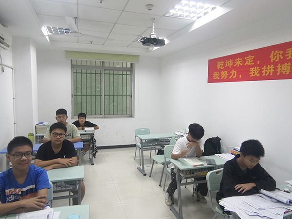 授課現(xiàn)場(chǎng)