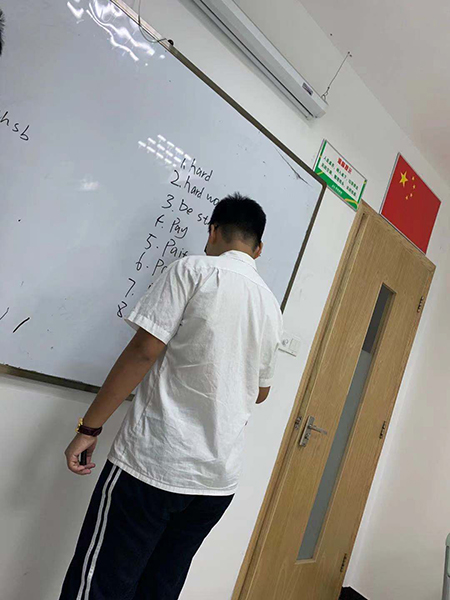 上課現(xiàn)場(chǎng)