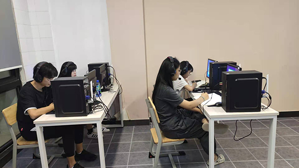 聽力課堂情景 聽力課堂情景