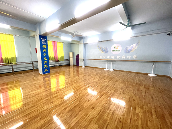 东城校区舞蹈课室